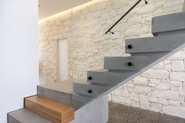 BRUCE-RD-STAIR-5